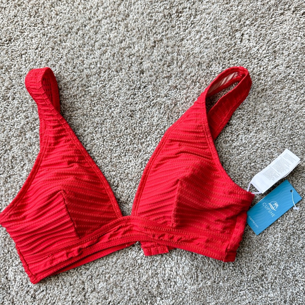 Cupshe Red Textured Bikini Top